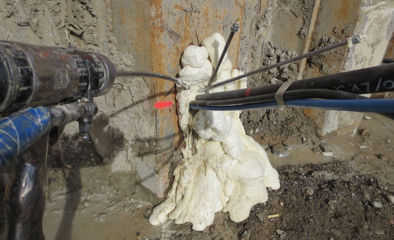 Leck In Baugrubenwand Abdichten Soiltec 32