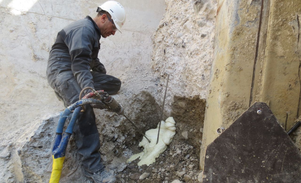 Leck In Baugrubenwand Abdichten Soiltec 36