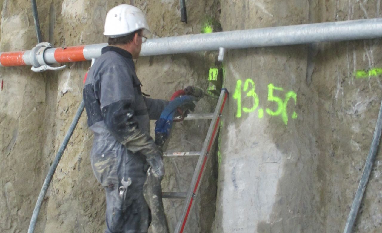 Leck In Baugrubenwand Abdichten Soiltec 9